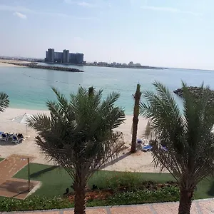 2 Bedroom Deluxe Al Marjan Апартаменты